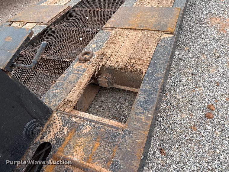 image for item EP0804 2019 Eager Beaver 55GSL/3 lowboy equipment trailer