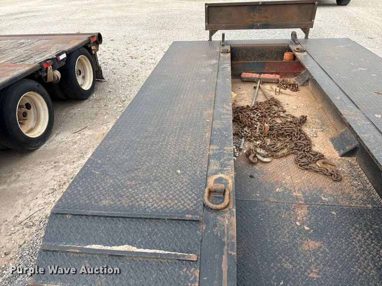 image for item EP0804 2019 Eager Beaver 55GSL/3 lowboy equipment trailer