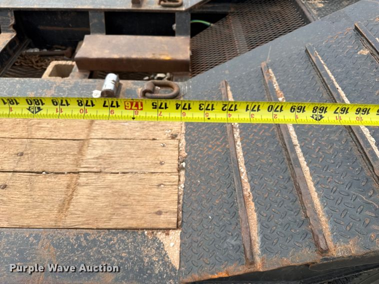 image for item EP0804 2019 Eager Beaver 55GSL/3 lowboy equipment trailer