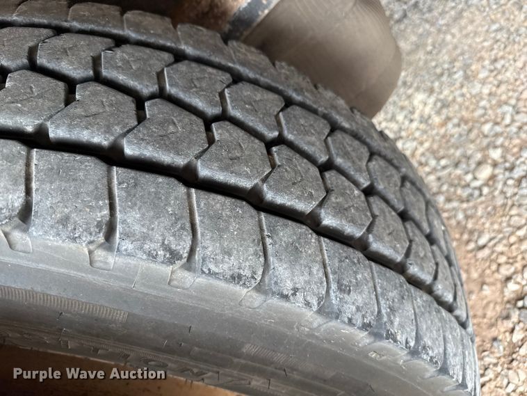 image for item EP0804 2019 Eager Beaver 55GSL/3 lowboy equipment trailer