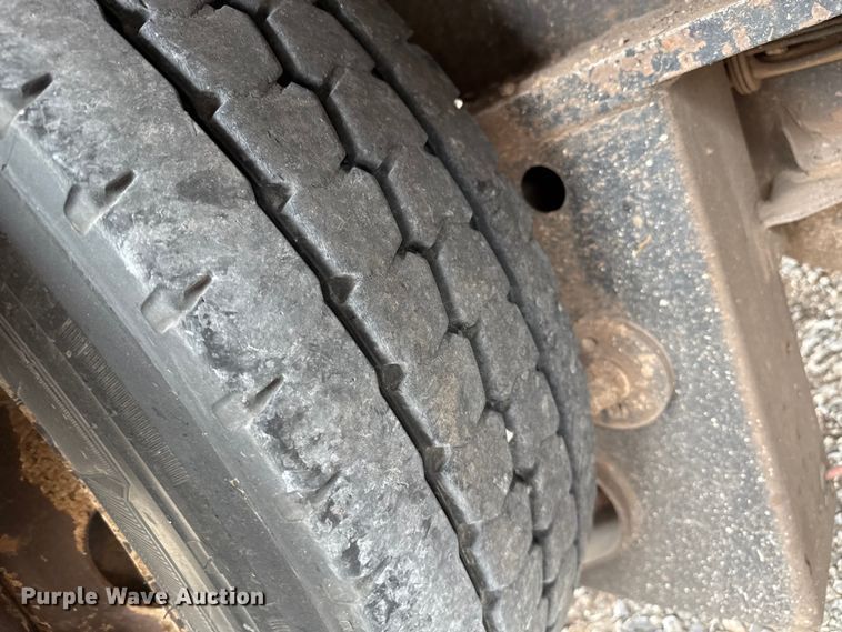 image for item EP0804 2019 Eager Beaver 55GSL/3 lowboy equipment trailer