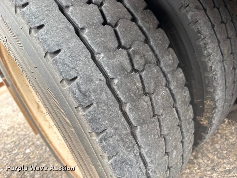 image for item EP0804 2019 Eager Beaver 55GSL/3 lowboy equipment trailer