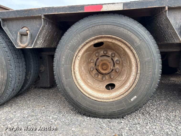 image for item EP0804 2019 Eager Beaver 55GSL/3 lowboy equipment trailer