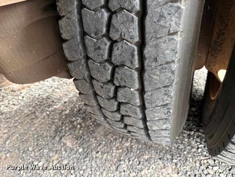 image for item EP0804 2019 Eager Beaver 55GSL/3 lowboy equipment trailer