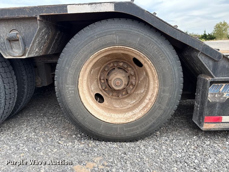 image for item EP0804 2019 Eager Beaver 55GSL/3 lowboy equipment trailer
