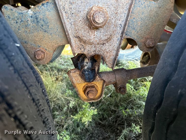 image for item EP0829 1994 Wilson PSDCL-308 livestock trailer
