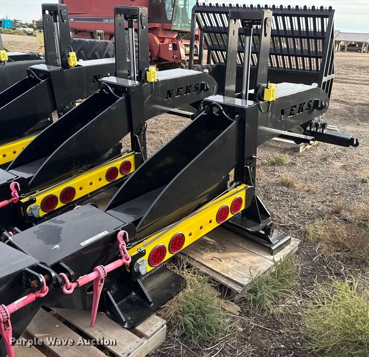 image for item EP0849 2025 NEKS fifth wheel wrecker boom