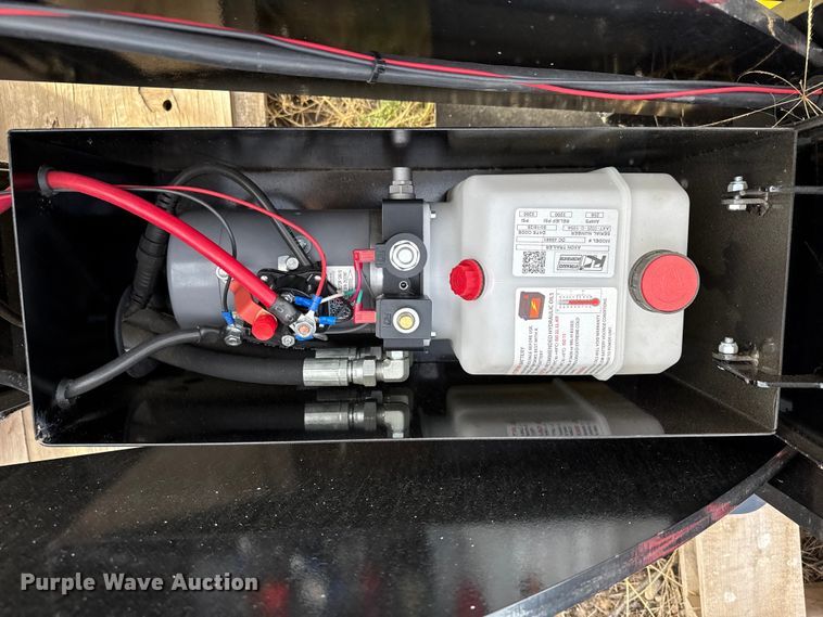 image for item EP0849 2025 NEKS fifth wheel wrecker boom