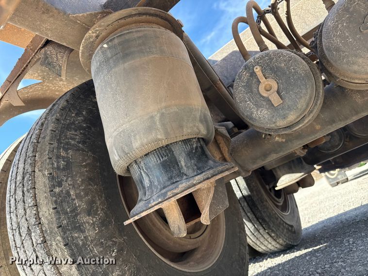 image for item EP0892 2020 Armor Lite SBD-40 LTS AR bottom dump trailer