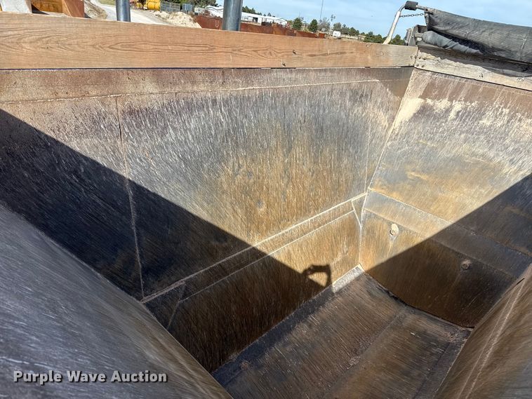 image for item EP0892 2020 Armor Lite SBD-40 LTS AR bottom dump trailer