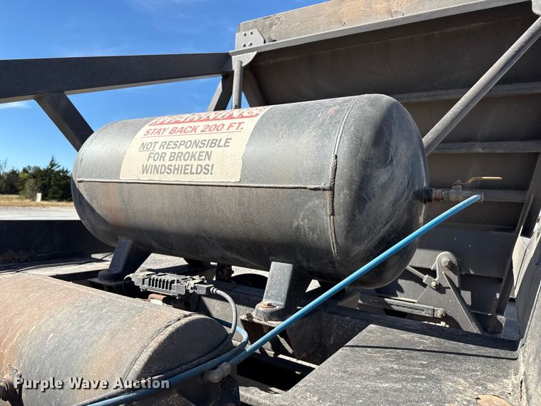 image for item EP0892 2020 Armor Lite SBD-40 LTS AR bottom dump trailer