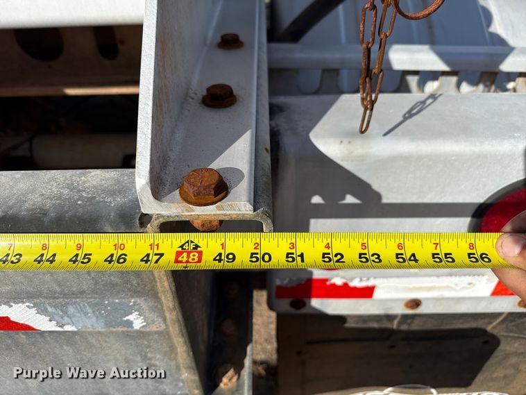 image for item EP0902 2011 tank trailer