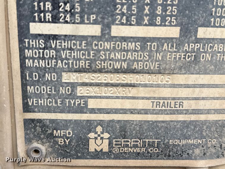 image for item EP0928 1995 Merritt 26x102XRV livestock trailer