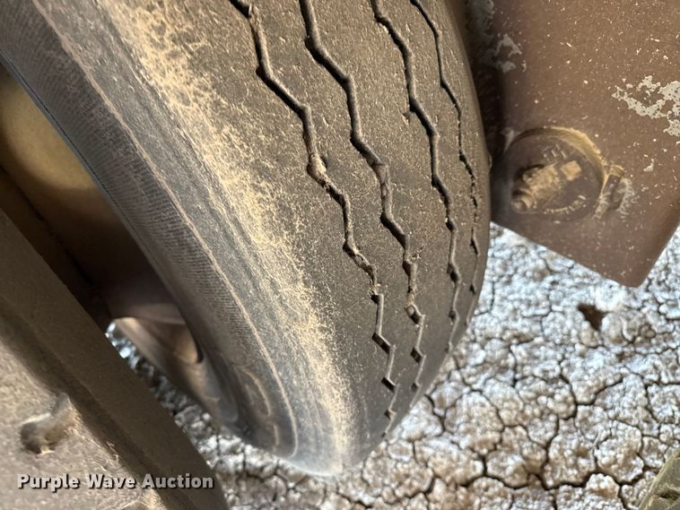 image for item EP0929 2009 Barrett livestock trailer