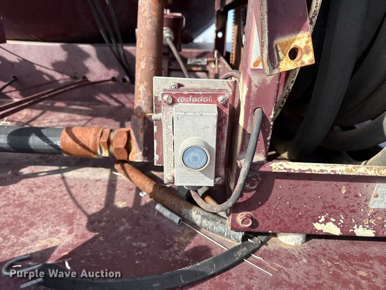 image for item EP0946 1999 National Tank Mfg propane delivery bed