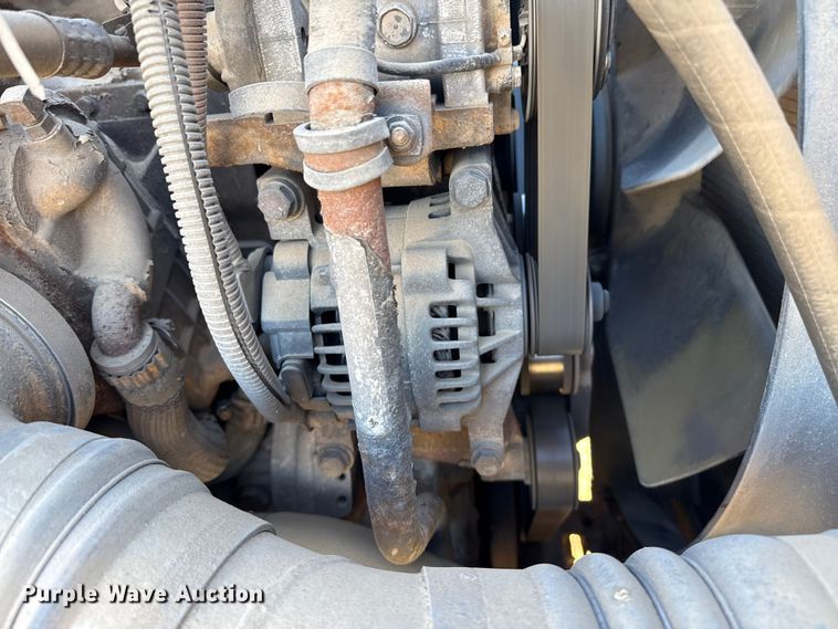 image for item EP0967 2005 Freightliner Columbia semi truck