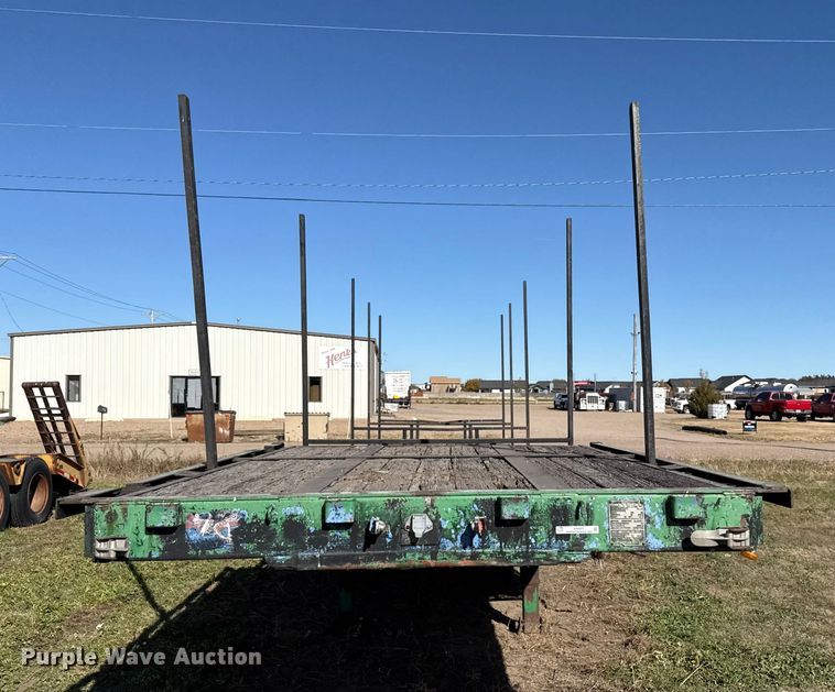 image for item EP0971 1982 Fontaine drop deck trailer