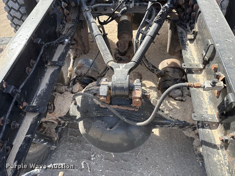 image for item EP0973 2021 Western Star 4700SB truck cab and chassis