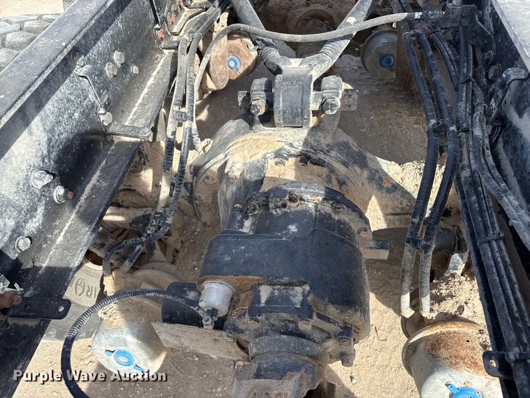 image for item EP0973 2021 Western Star 4700SB truck cab and chassis