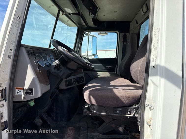image for item EP0973 2021 Western Star 4700SB truck cab and chassis