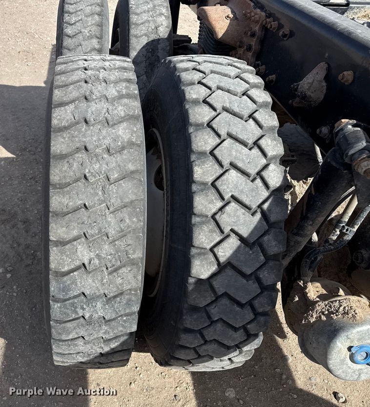 image for item EP0973 2021 Western Star 4700SB truck cab and chassis