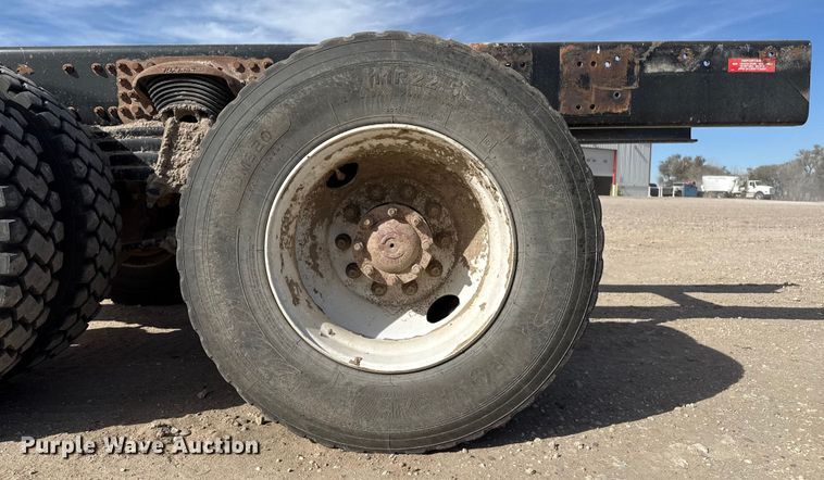 image for item EP0973 2021 Western Star 4700SB truck cab and chassis