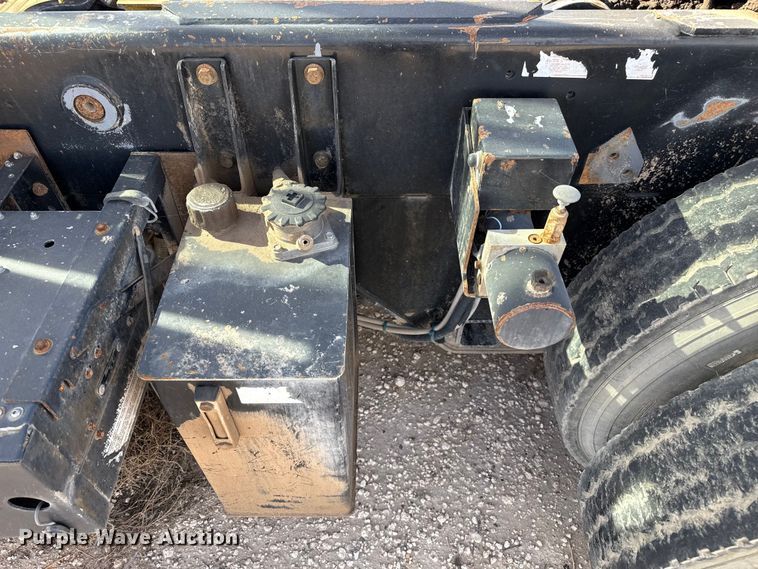 image for item EP2503 2018 Autocar X Spotter yard truck