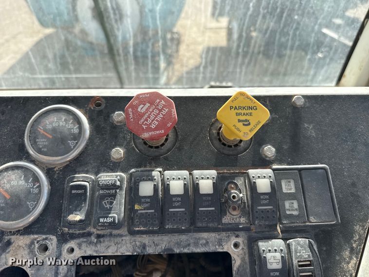 image for item EP2503 2018 Autocar X Spotter yard truck