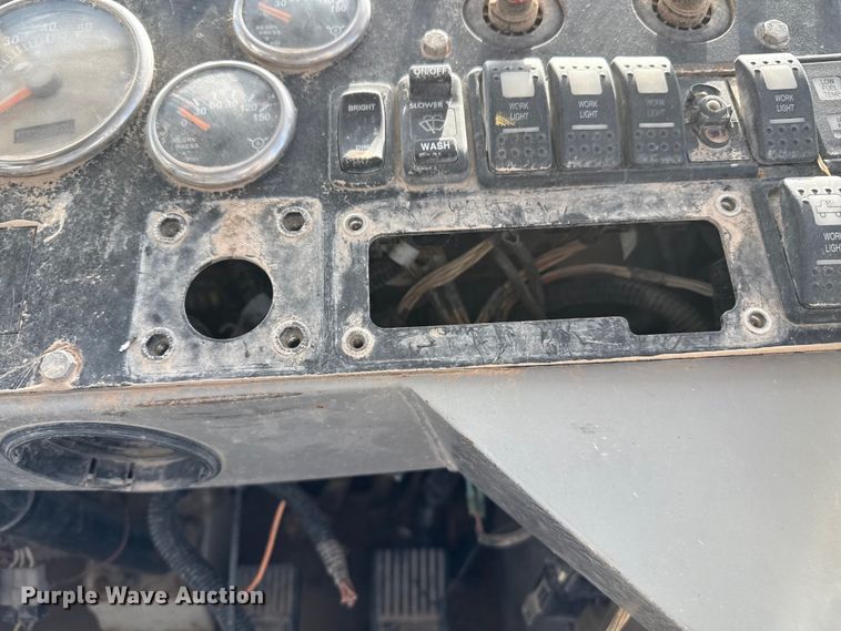 image for item EP2503 2018 Autocar X Spotter yard truck