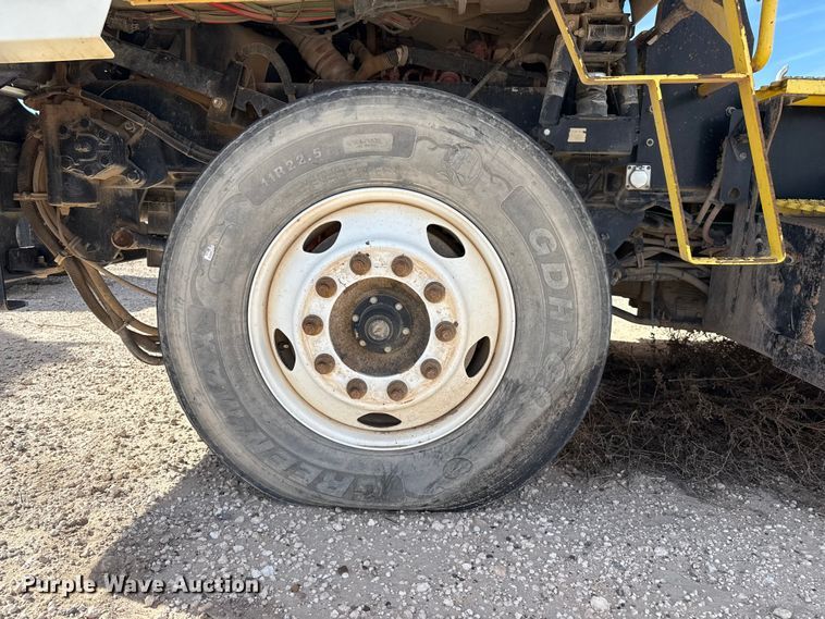 image for item EP2503 2018 Autocar X Spotter yard truck