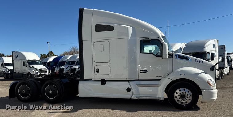 CAMIóN CAMAROTE 2020 KENWORTH