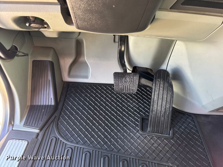 image for item ER0204 2020 Kenworth T680 semi truck