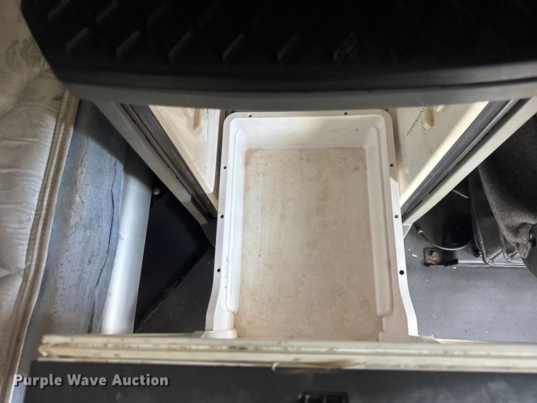 image for item ER0204 2020 Kenworth T680 semi truck