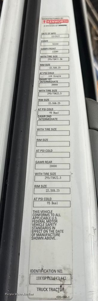 image for item ER0204 2020 Kenworth T680 semi truck