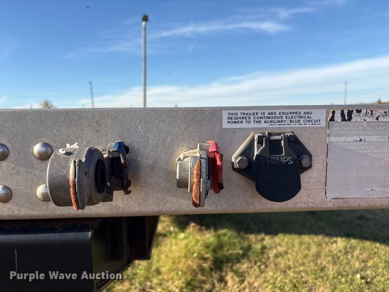 image for item ER1085 2023 Utility FS2CDHA drop deck trailer