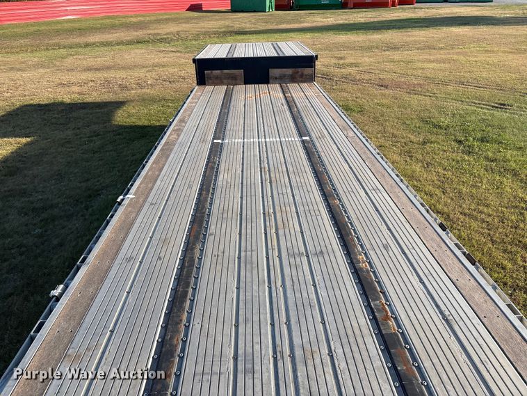 image for item ER1085 2023 Utility FS2CDHA drop deck trailer