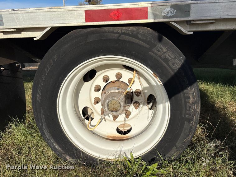 image for item ER1085 2023 Utility FS2CDHA drop deck trailer
