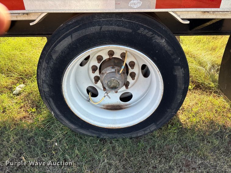 image for item ER1085 2023 Utility FS2CDHA drop deck trailer