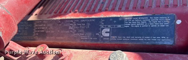 image for item ER1087 2013 Peterbilt 367 semi truck