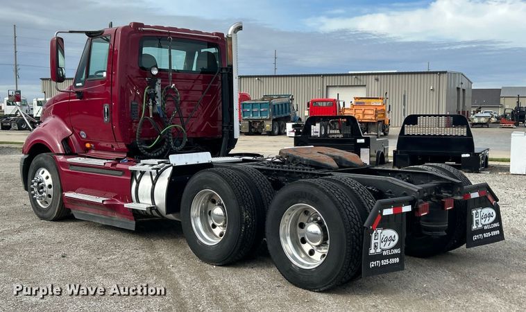 image for item ET3411 2016 International ProStar Plus semi truck