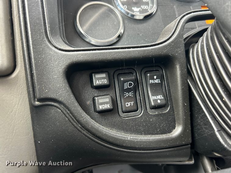 image for item ET3411 2016 International ProStar Plus semi truck