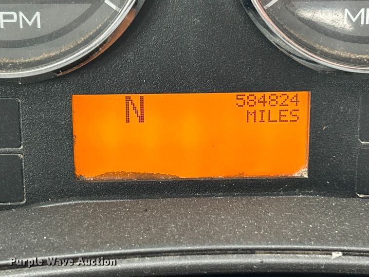 image for item ET3411 2016 International ProStar Plus semi truck