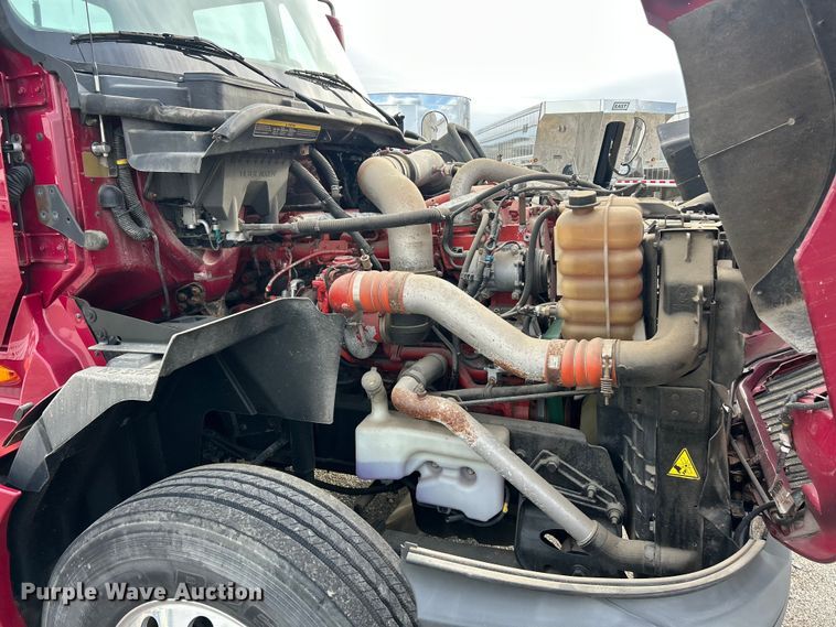 image for item ET3411 2016 International ProStar Plus semi truck