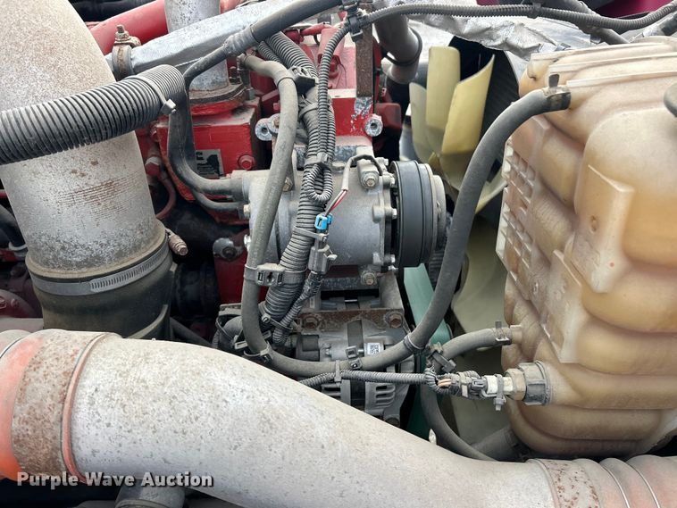 image for item ET3411 2016 International ProStar Plus semi truck