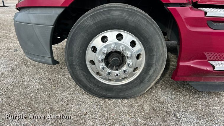 image for item ET3411 2016 International ProStar Plus semi truck