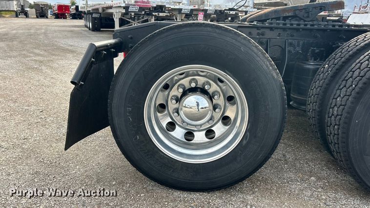 image for item ET3411 2016 International ProStar Plus semi truck