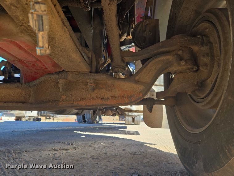 image for item ET5251 2008 Peterbilt 388 semi truck