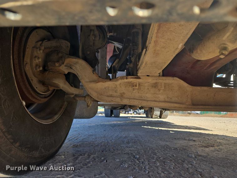 image for item ET5251 2008 Peterbilt 388 semi truck