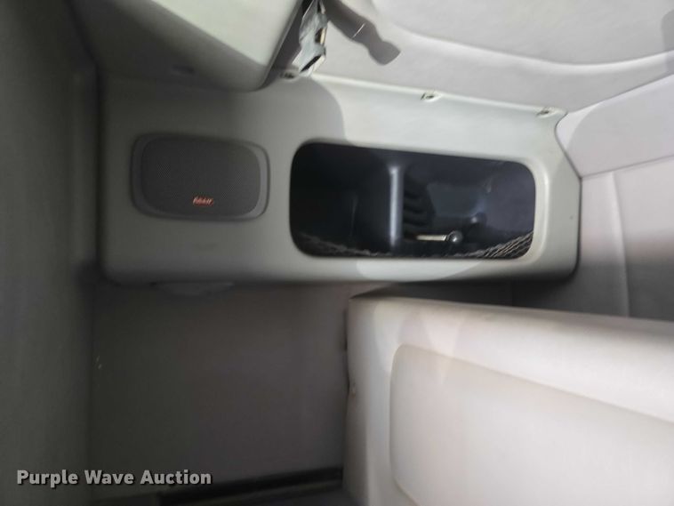 image for item ET5251 2008 Peterbilt 388 semi truck