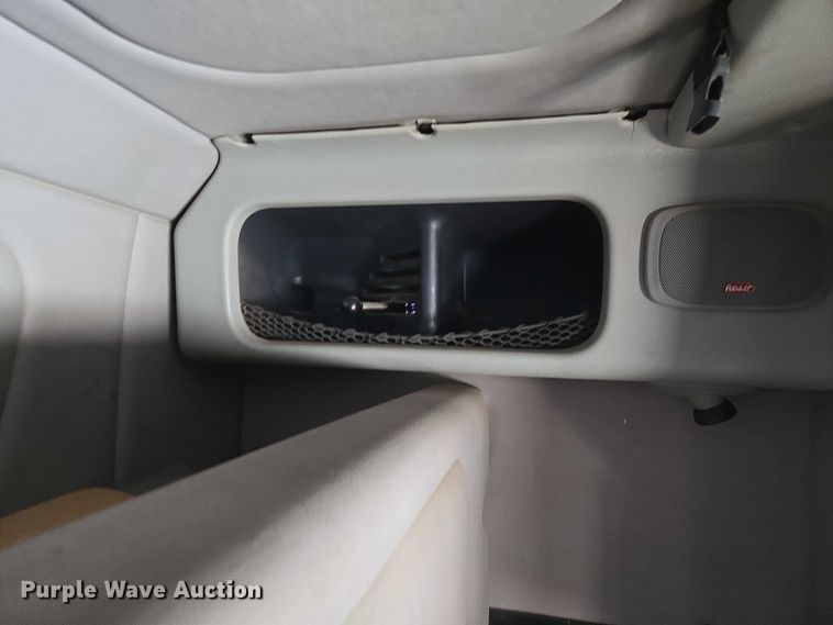 image for item ET5251 2008 Peterbilt 388 semi truck